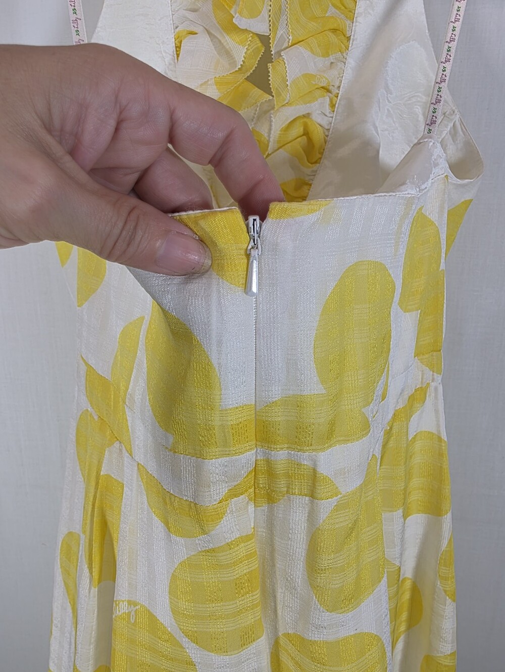 Lilly Pulitzer Silk Cotton Yellow Polka Dot Ruffle Halter Dress Size 4 - Picture 8 of 14